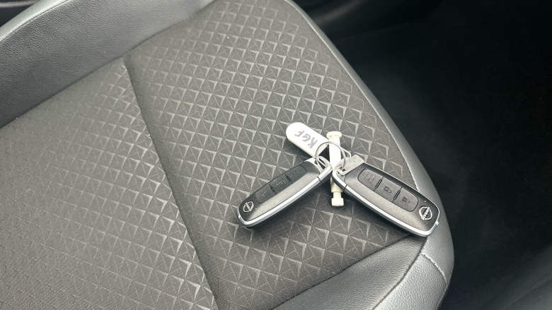 Nissan Juke 1.6 Hybrid N-Connecta 5dr Auto Hybrid Hatchback